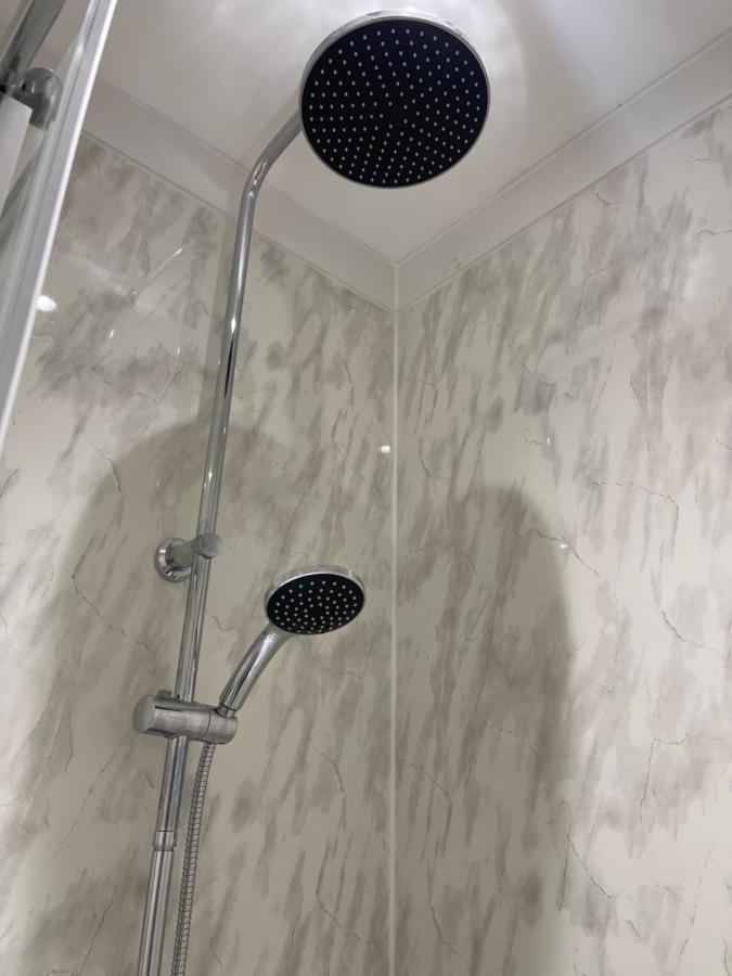 Private Room 6 布里斯托 外观 照片