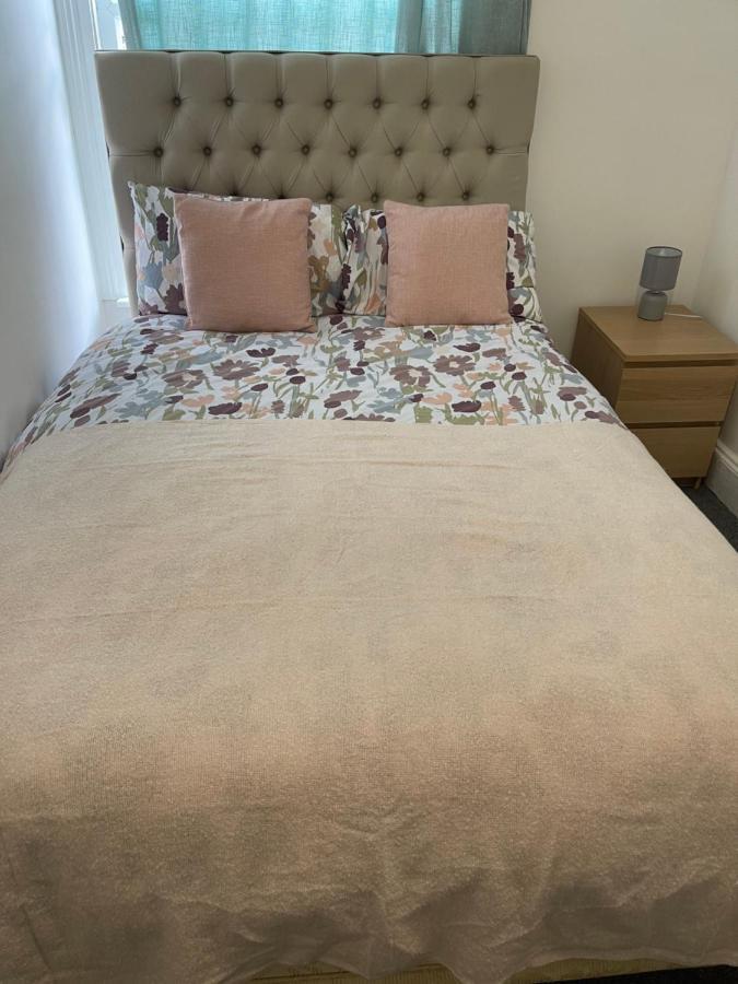 Private Room 6 布里斯托 外观 照片