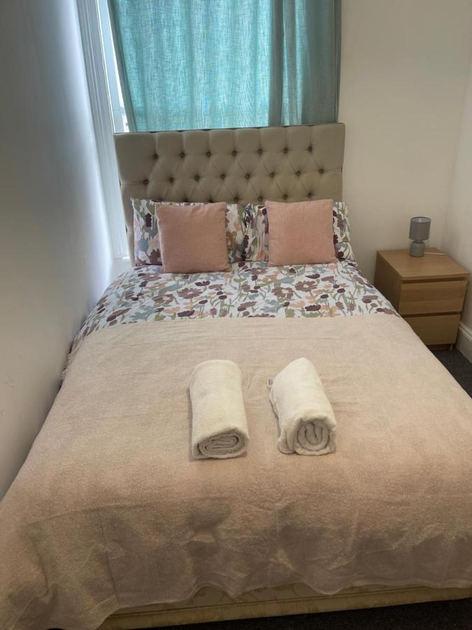 Private Room 6 布里斯托 外观 照片